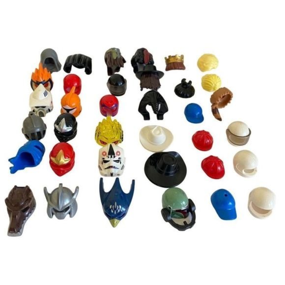 Lego 36 Pieces: Hats Helmets Wigs Crowns Star Wars Harry Potter Batman Disney - Picture 1 of 3